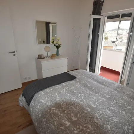 Apartment Cozy 2 Bedroom In Caxias, *