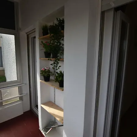 Cozy 2 Bedroom In Caxias, * Oeiras